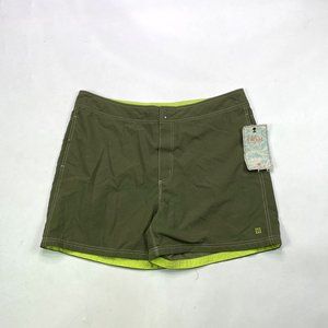 Tre Vero 17" Mens Size 2XL Green Board Shorts